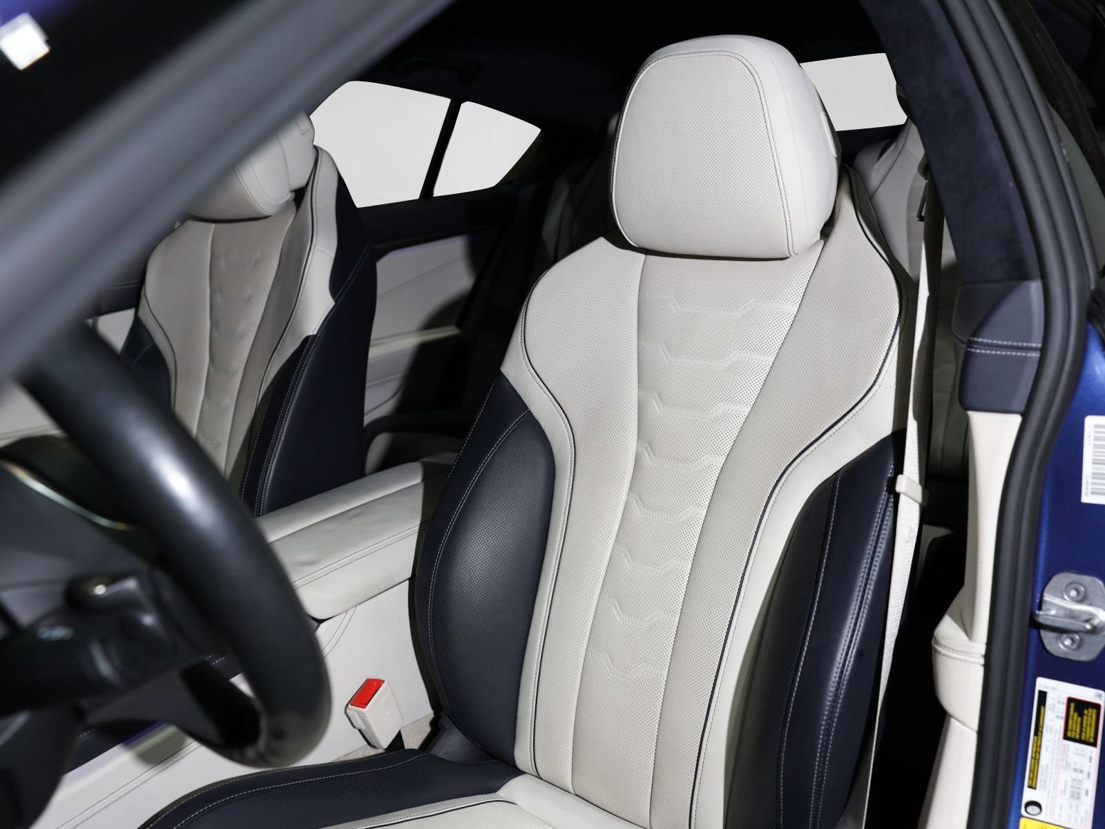Used 2023 BMW ALPINA B8 xDrive Gran Coupe AWD/4WD image 43