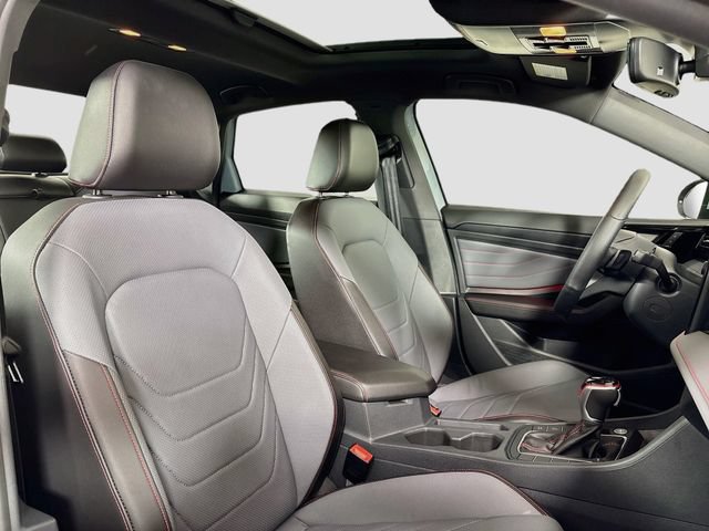 Certified 2026 Volkswagen Jetta GLI Autobahn FWD image 30
