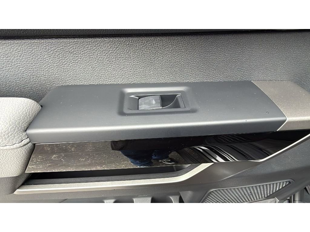 New 2026 Toyota Tundra Limited AWD/4WD image 33