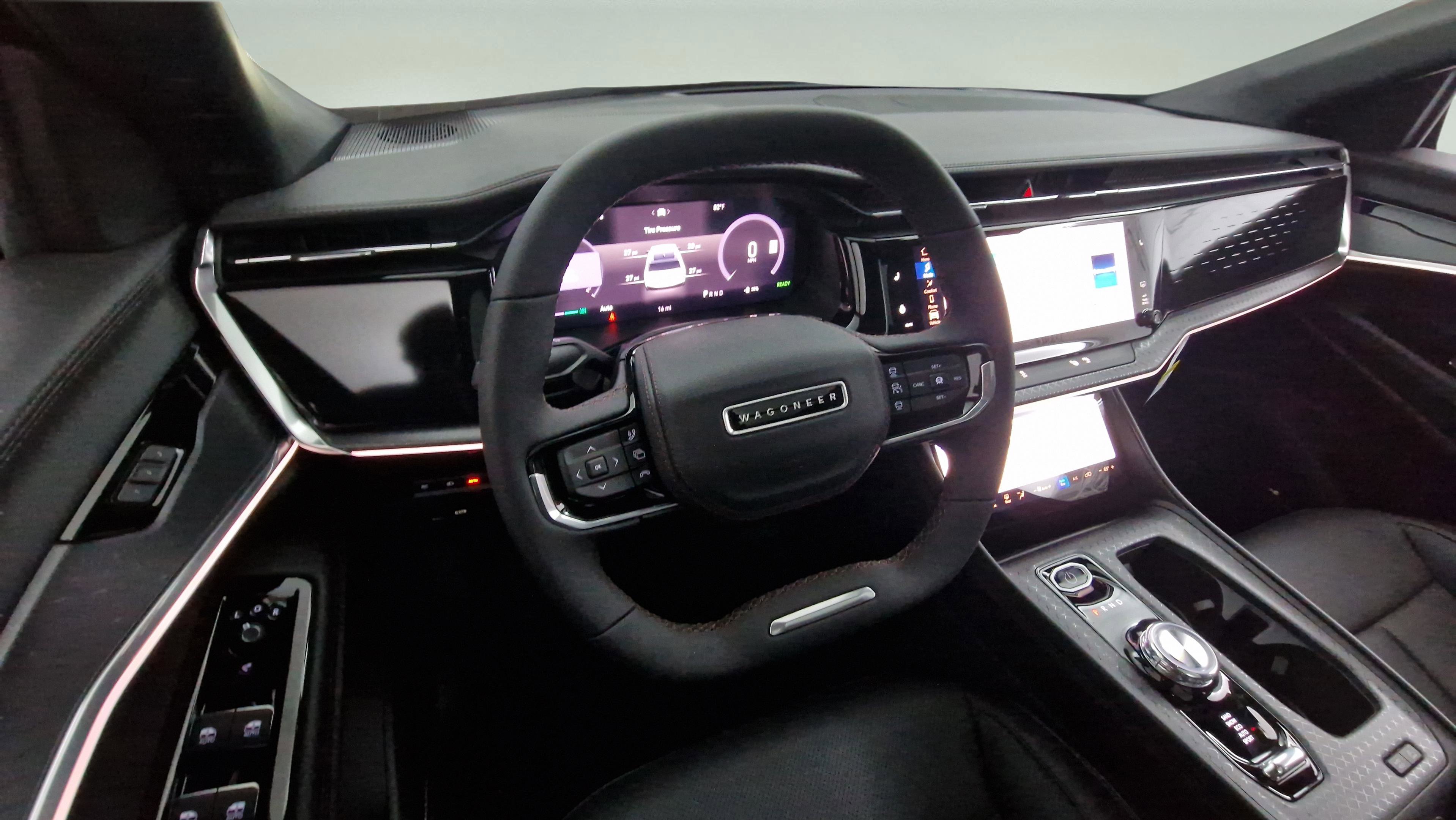 New 2025 Jeep Wagoneer Limited image 12