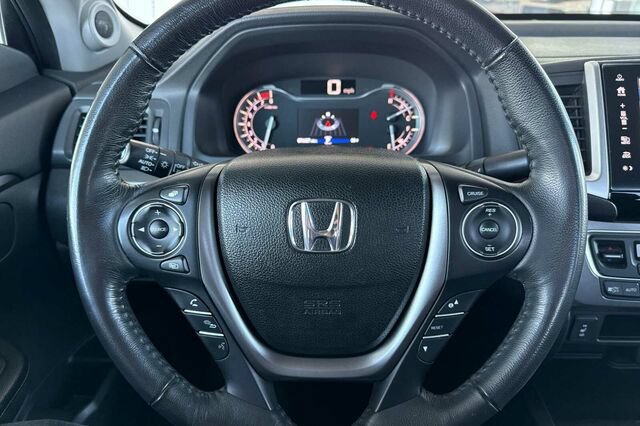 Used 2017 Honda Ridgeline RTL-T image 23
