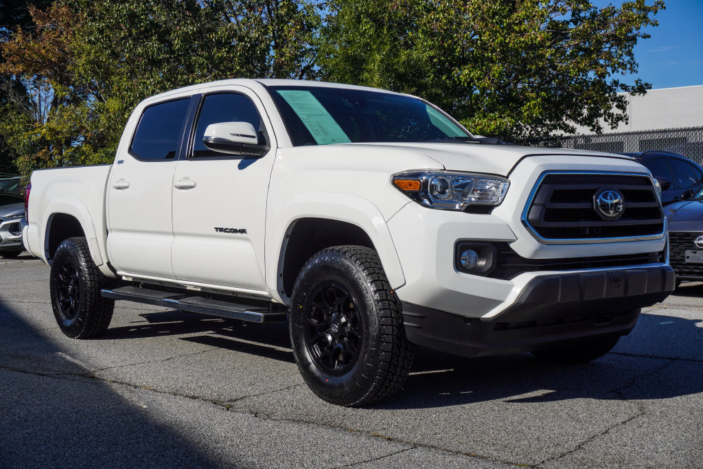 Used 2022 Toyota Tacoma SR5 w/ Technology Package RWD image 5