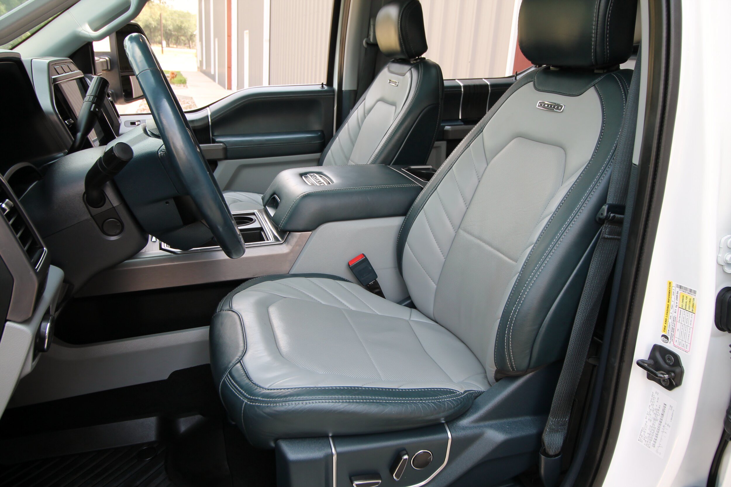 Used 2022 Ford F250 Limited AWD/4WD image 24