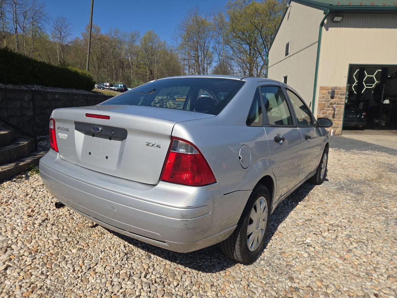 Used 2006 Ford Focus S FWD image 7