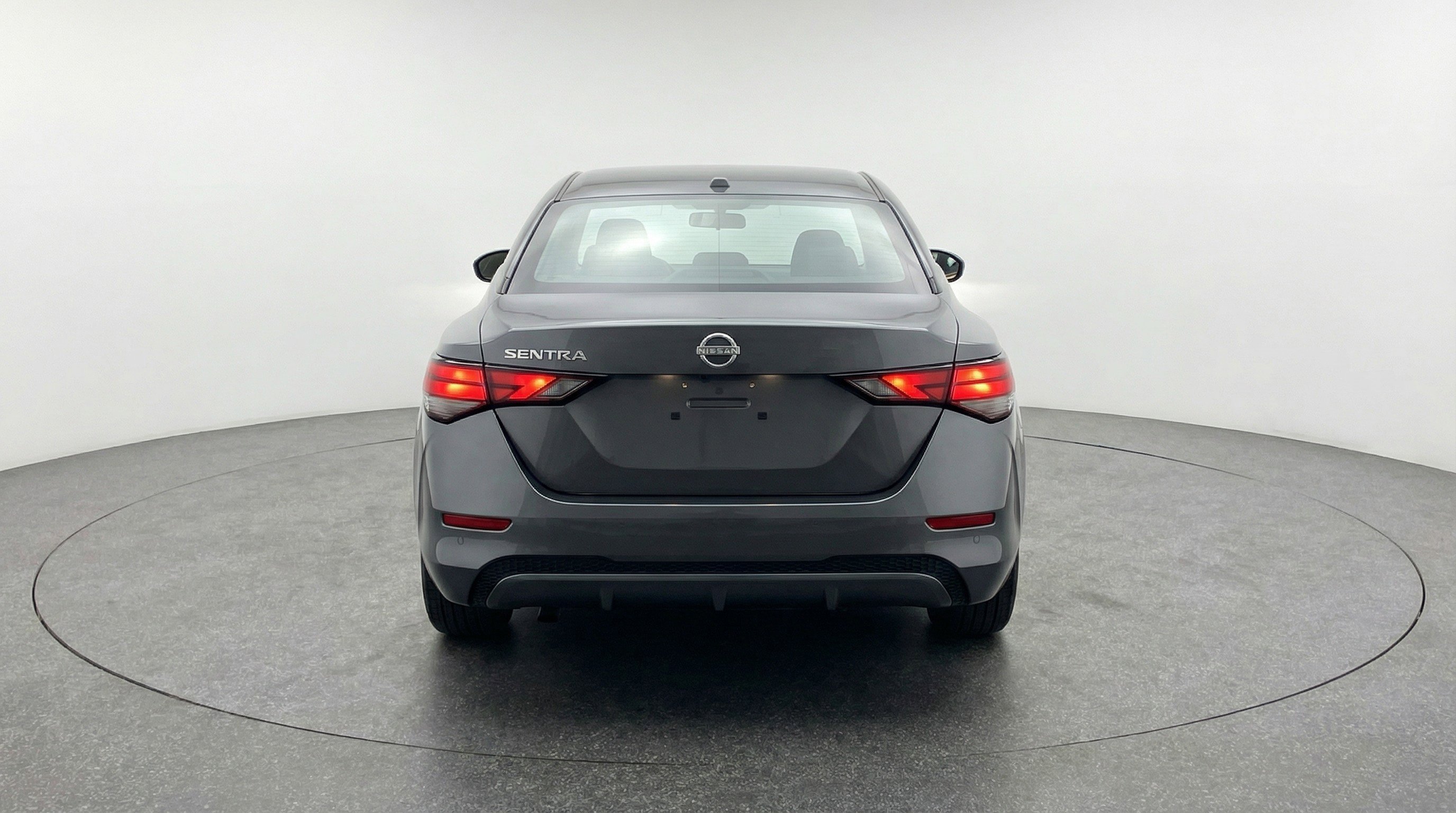 Used 2025 Nissan Sentra SV image 7