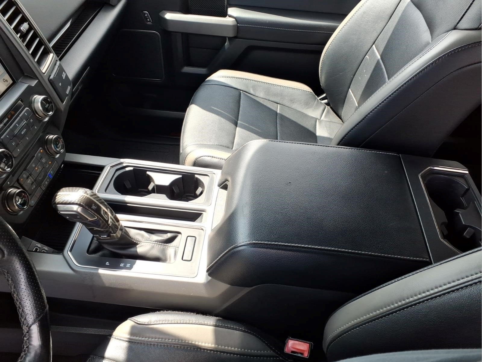 Used 2018 Ford F150 Raptor w/ Equipment Group 802A Luxury AWD/4WD image 15