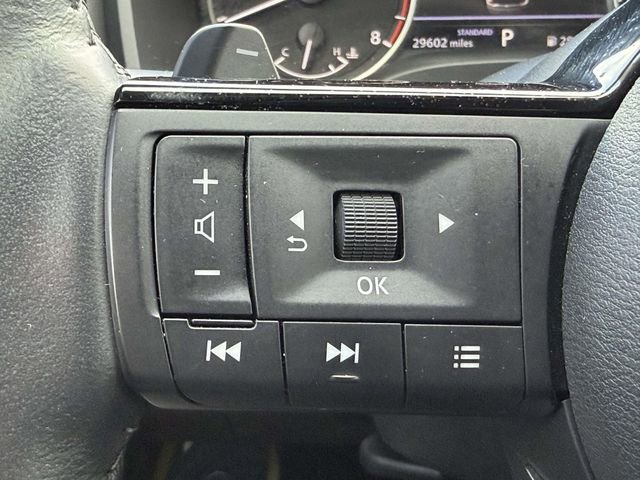 Used 2023 Nissan Rogue SL w/ SL Premium Package image 25