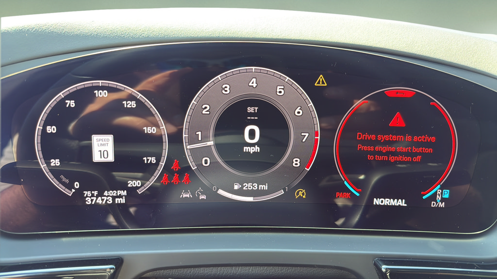 Used 2024 Porsche Cayenne S AWD/4WD image 29