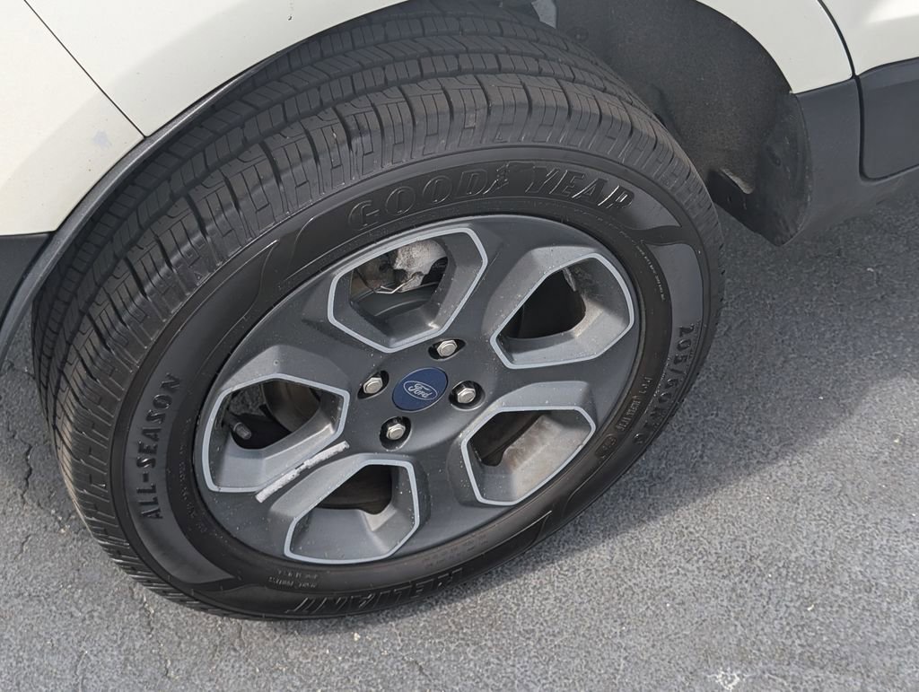 Used 2021 Ford EcoSport S image 24