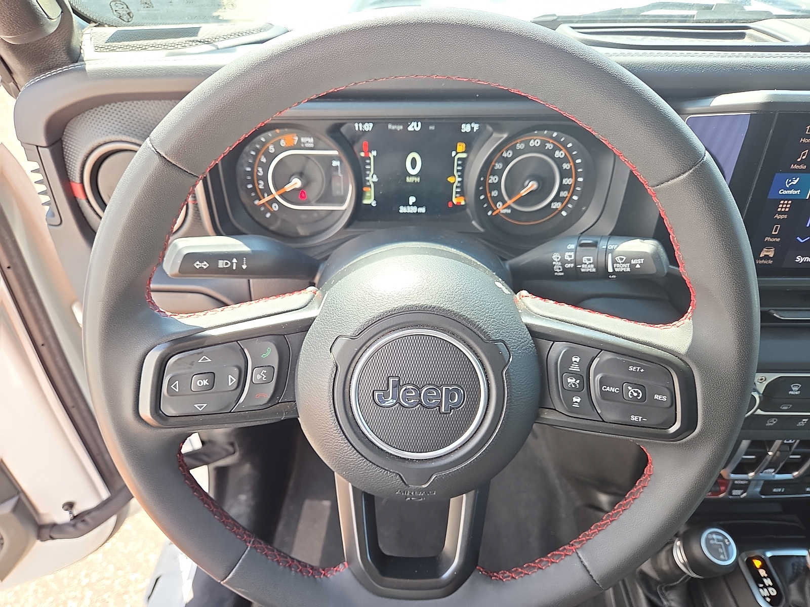 Used 2025 Jeep Wrangler Unlimited Rubicon AWD/4WD image 19