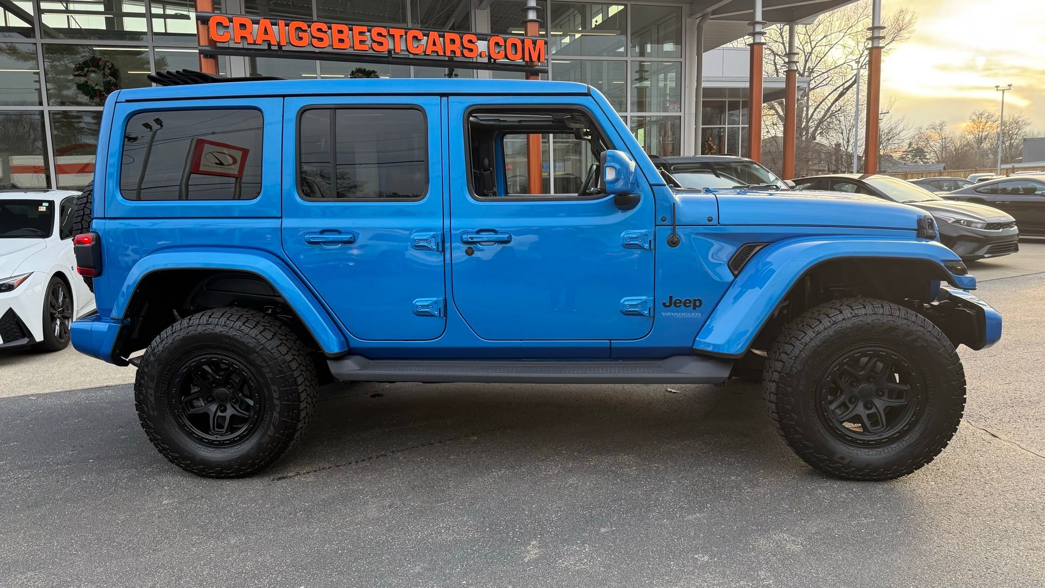 Used 2022 Jeep Wrangler Unlimited Sahara video 2