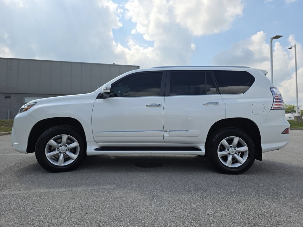 Used 2017 Lexus GX 460 AWD/4WD image 6