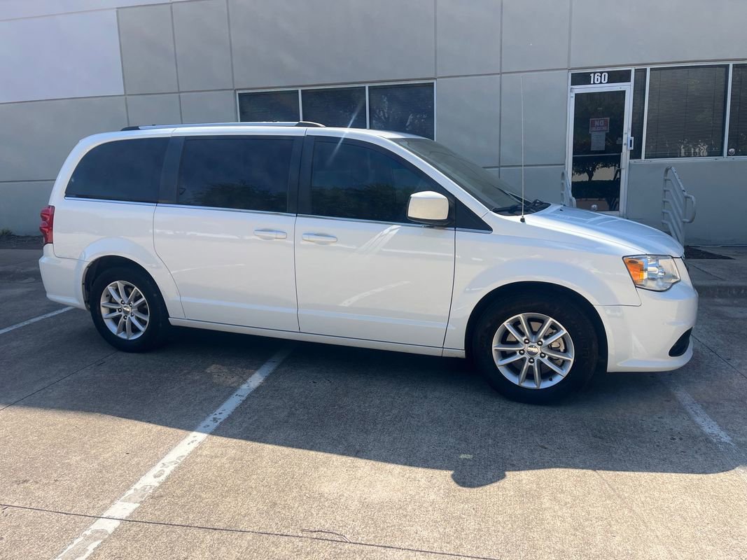Used 2018 Dodge Grand Caravan SXT FWD image 11