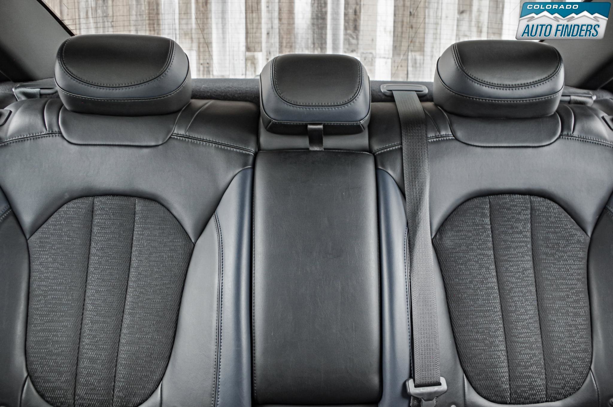 Used 2015 Chrysler 200 S w/ Comfort Group image 23