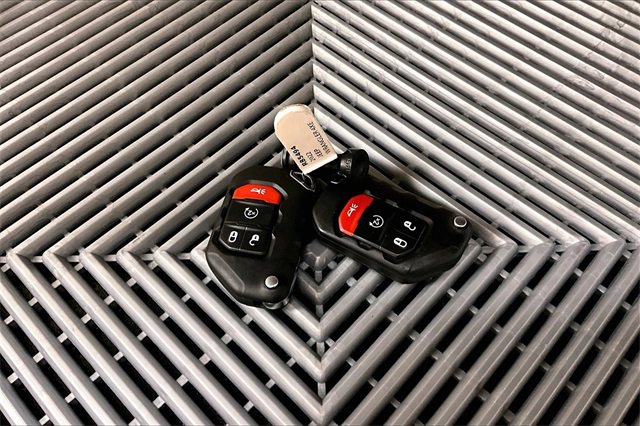 Used 2022 Jeep Wrangler Unlimited Sahara 4xe w/ Cold Weather Group image 9