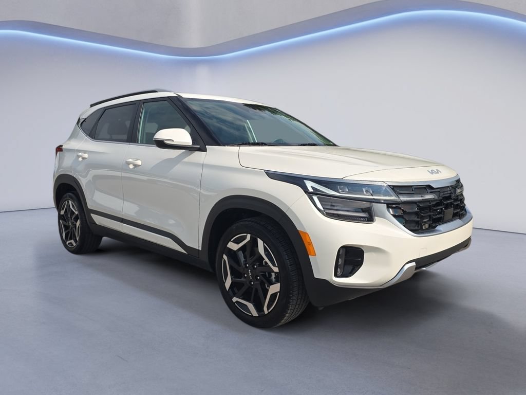 Used 2025 Kia Seltos SX w/ SX Sunroof Package AWD/4WD image 8
