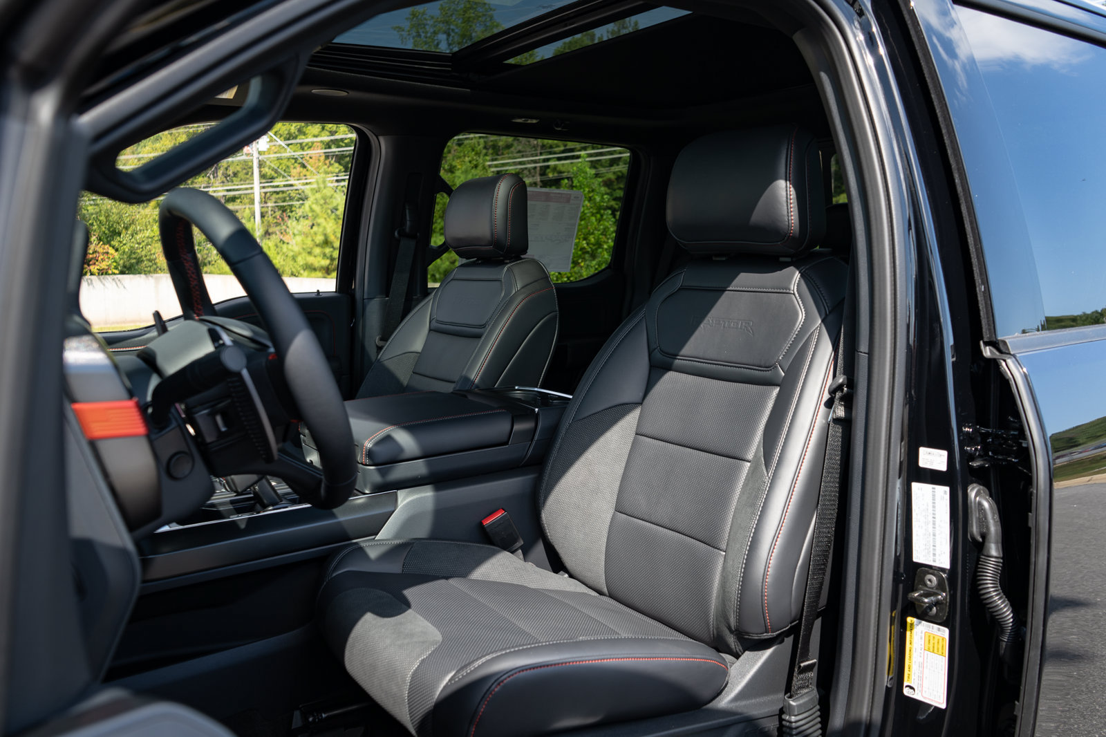 New 2026 Ford F150 Raptor AWD/4WD image 33