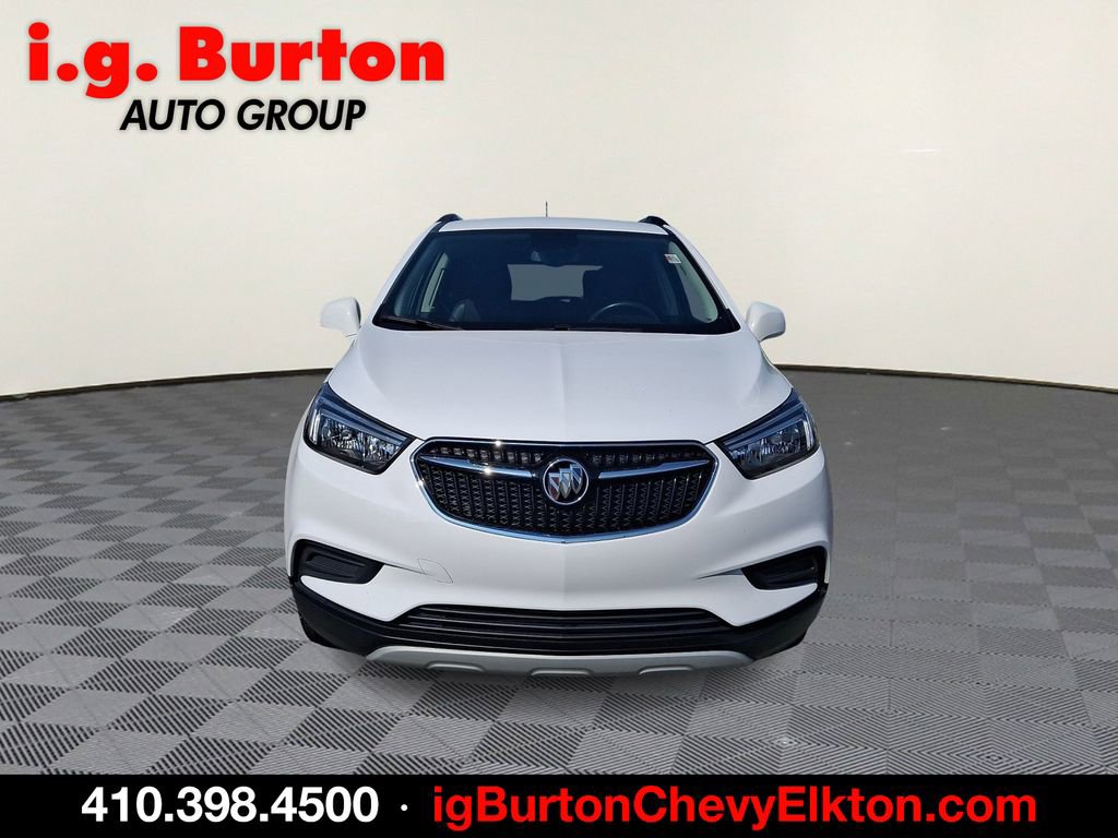 Used 2022 Buick Encore Preferred w/ Safety Package AWD/4WD image 2