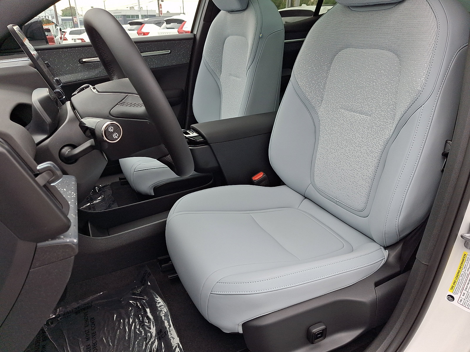 New 2026 Volvo EX30 Ultra w/ Climate Package AWD/4WD image 7