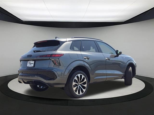 New 2026 Audi Q3 quattro 2.0T AWD/4WD image 7
