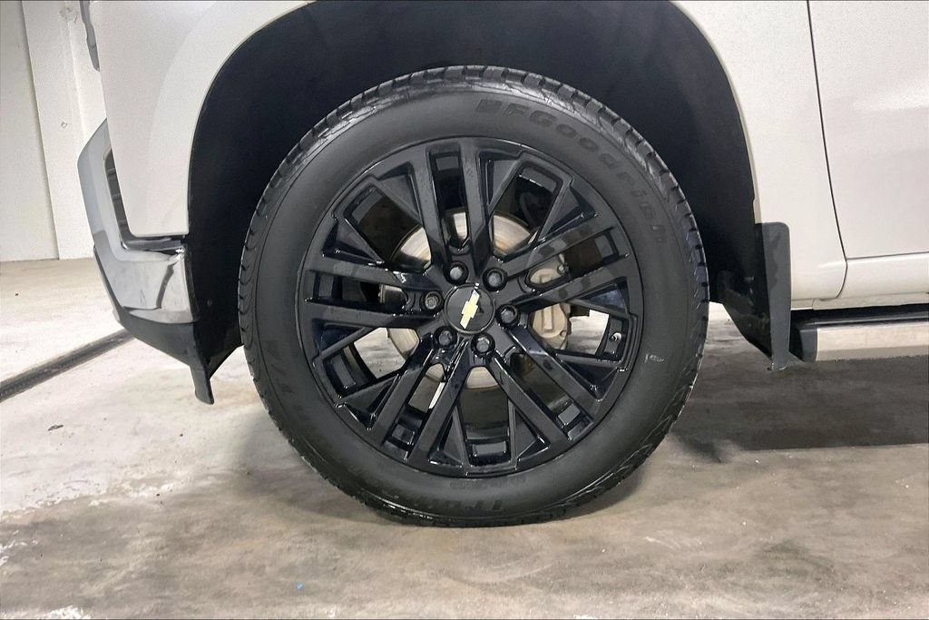 Used 2021 Chevrolet Silverado 1500 LTZ w/ LPO, Dark Essentials Package AWD/4WD image 10