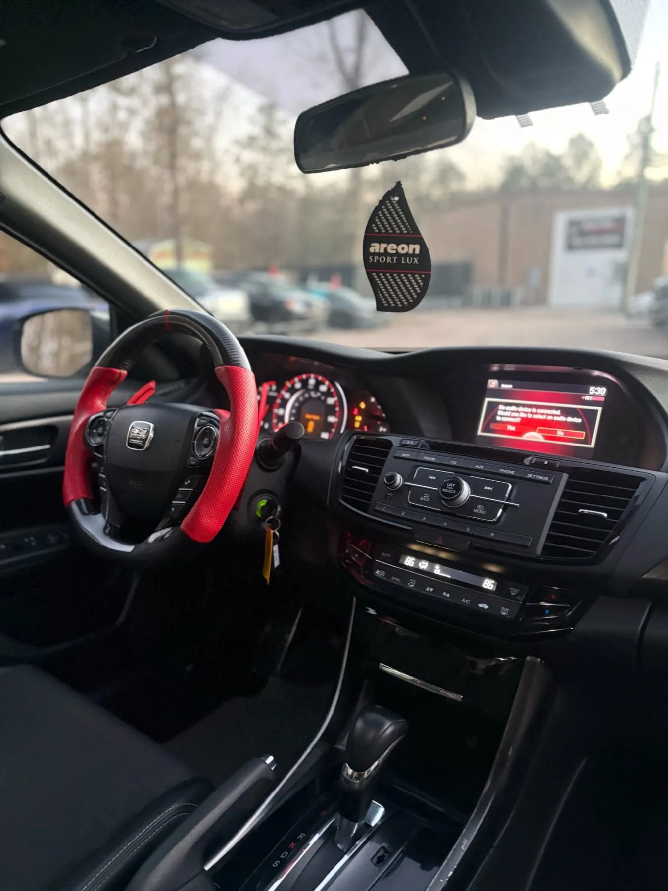 Used 2017 Honda Accord Sport image 10