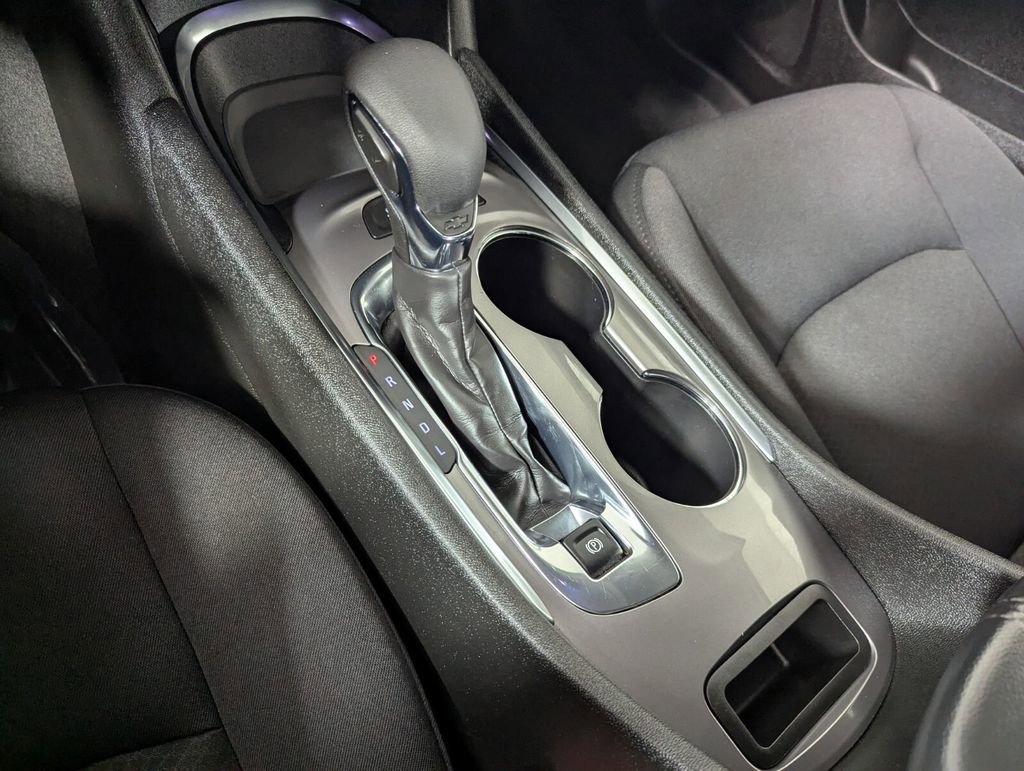 Used 2025 Chevrolet Malibu LT image 23