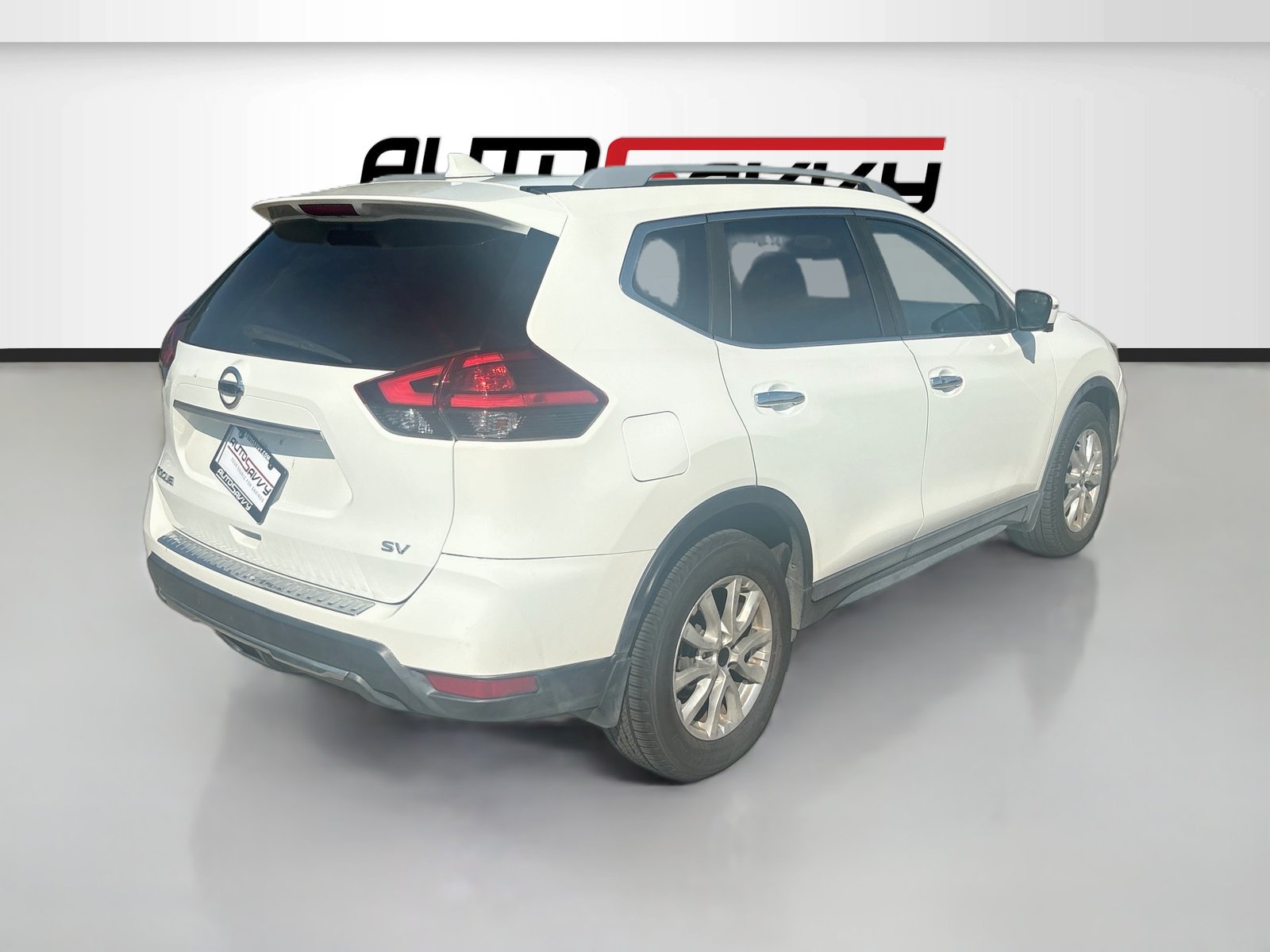Used 2017 Nissan Rogue SV w/ SV Premium Package FWD image 7