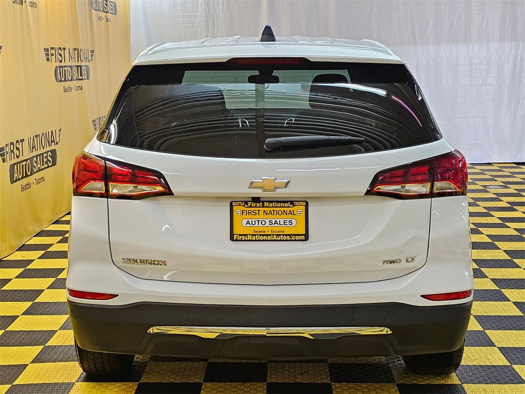 Used 2023 Chevrolet Equinox LT w/ Driver Convenience Package image 4