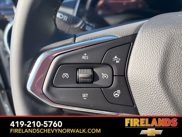 New 2025 Chevrolet Trax LT w/ Sunroof Package image 18