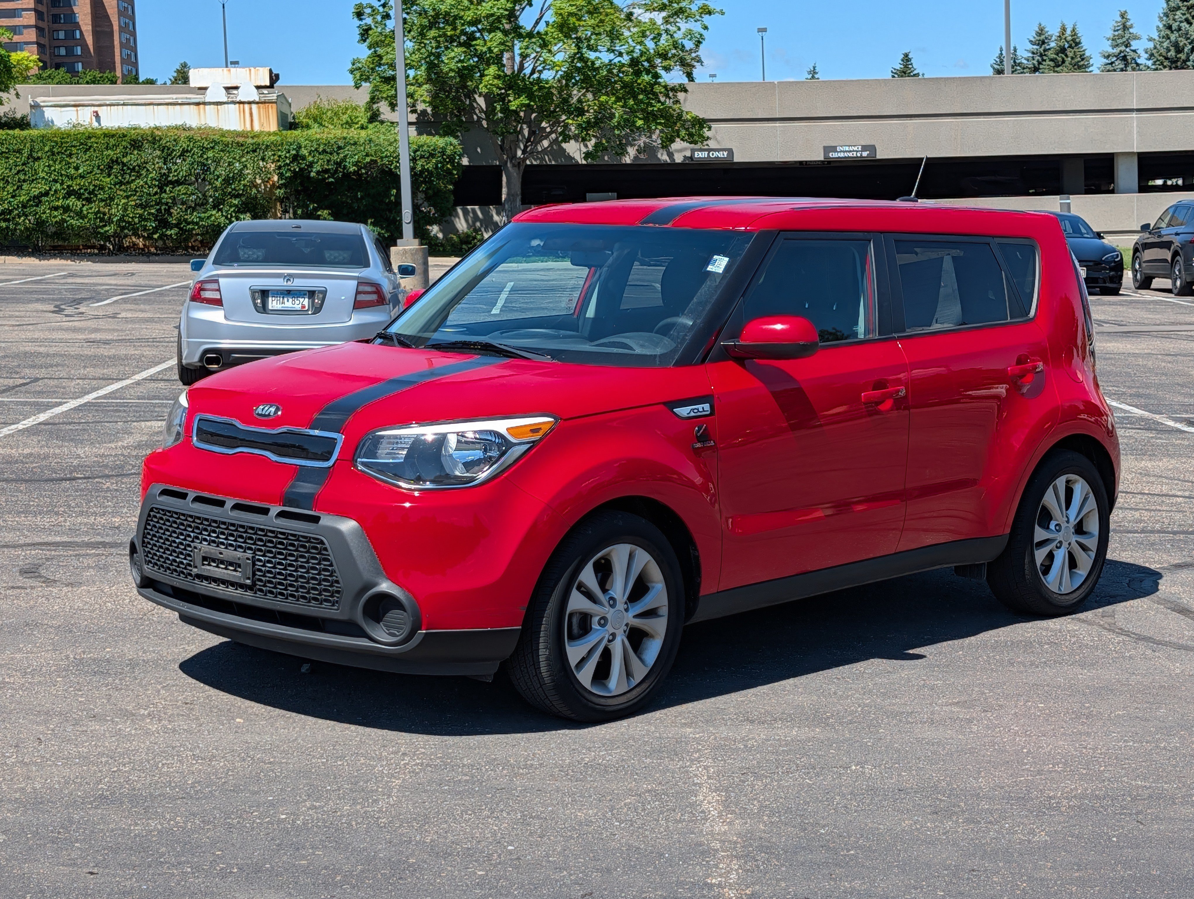 Used 2015 Kia Soul + FWD image 2