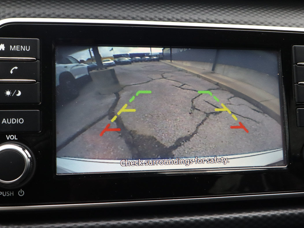 Used 2022 Nissan Kicks S FWD image 12