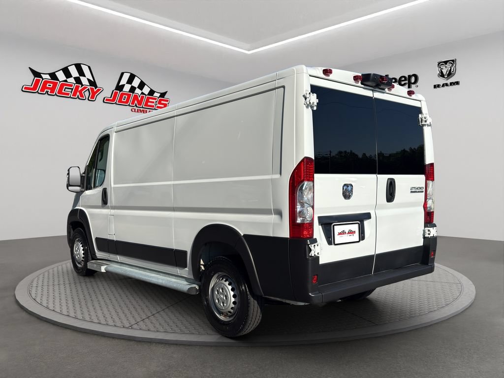 Used 2025 RAM ProMaster 2500 w/ U-Haul Equipment Group FWD image 7