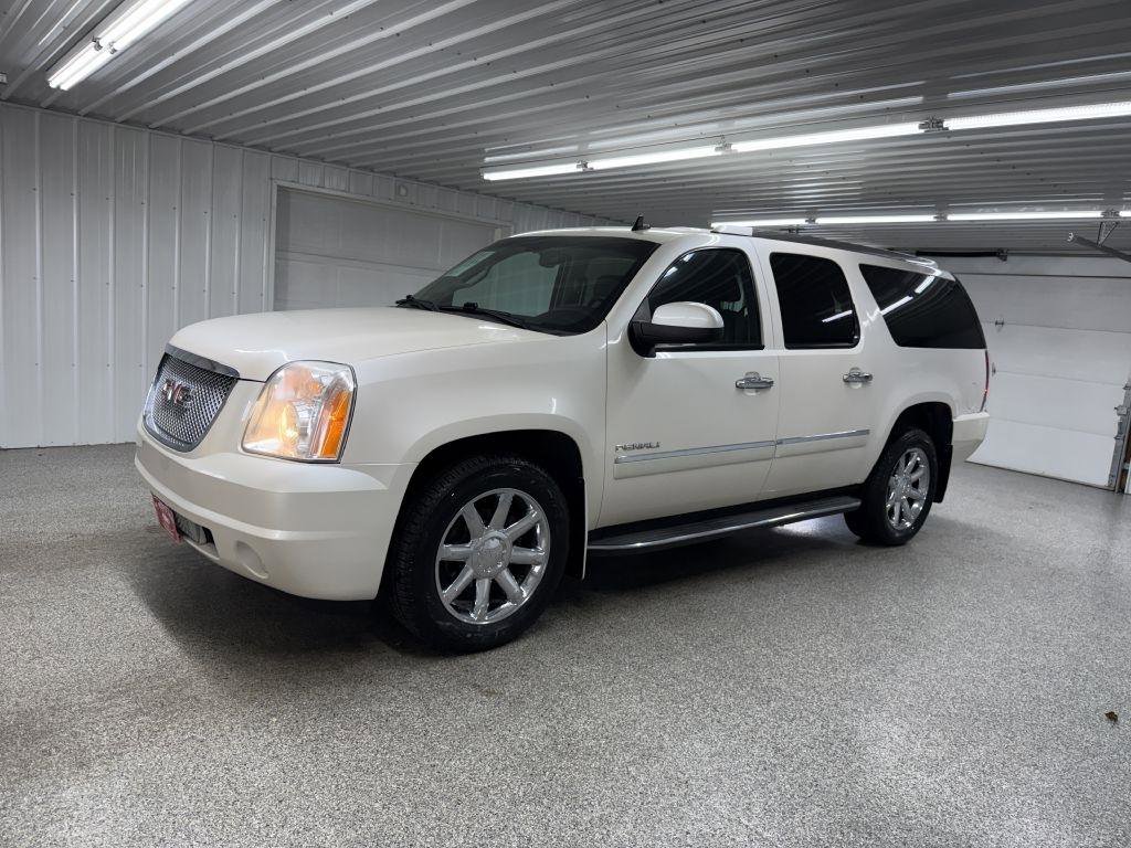 Used 2012 GMC Yukon XL Denali AWD/4WD image 3
