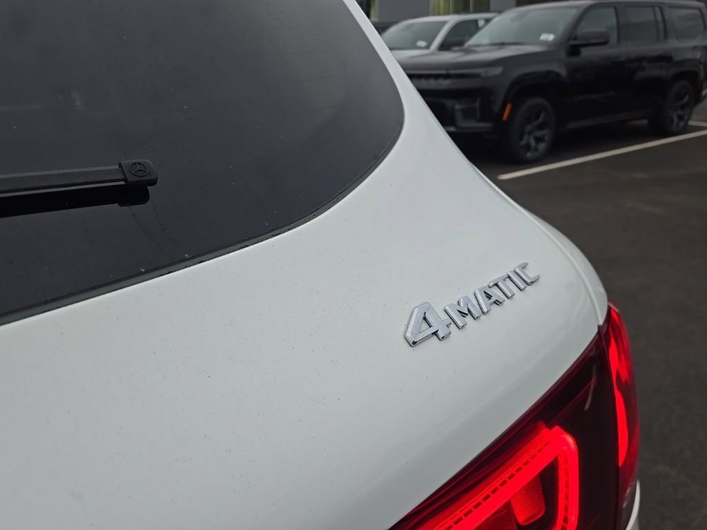 Used 2021 Mercedes-Benz GLC 300 GLC 300 image 11