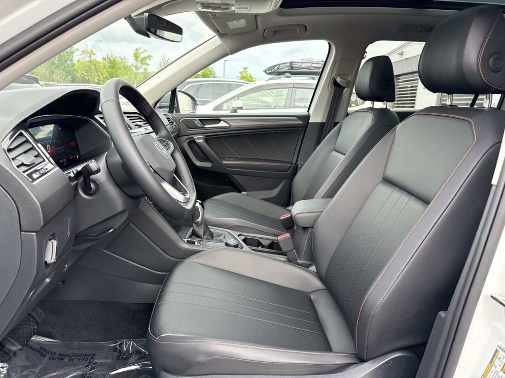 Used 2024 Volkswagen Tiguan Wolfsburg Edition w/ Panoramic Sunroof Package AWD/4WD image 10