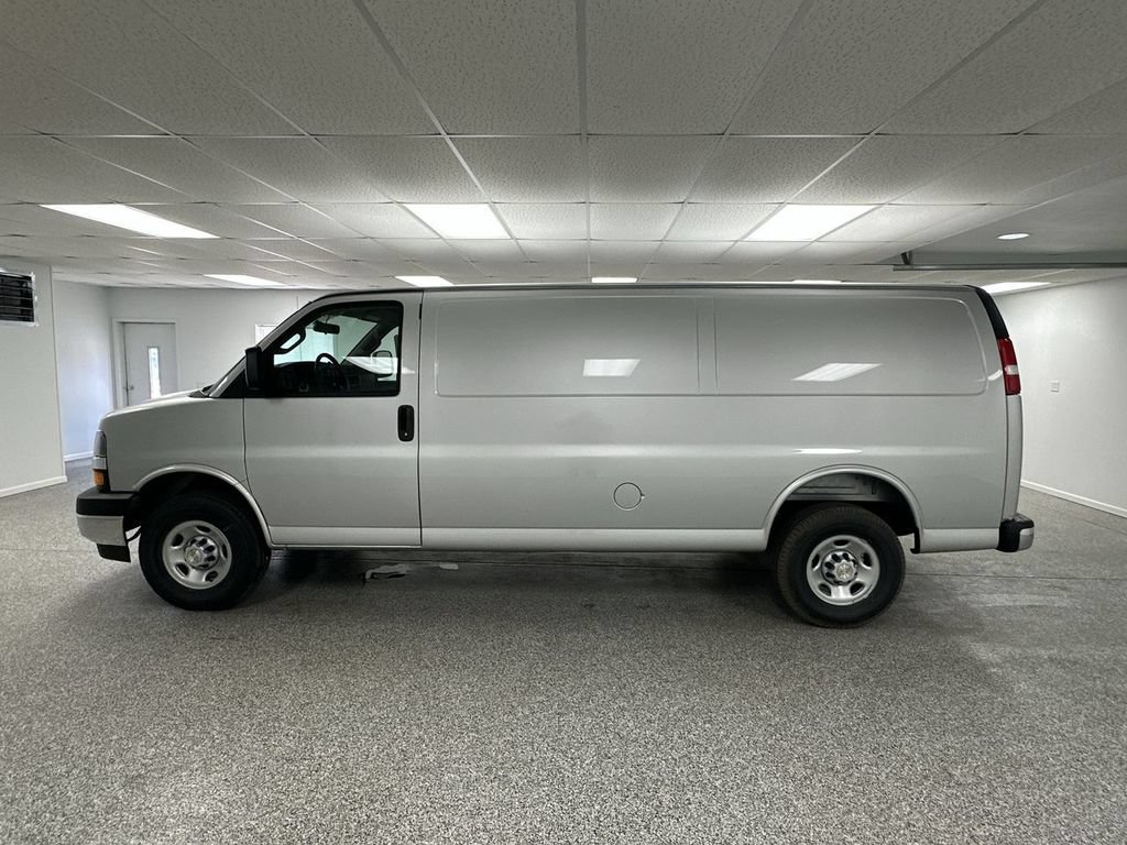 New 2026 Chevrolet Express 3500 Extended w/ Driver Convenience Package RWD image 5