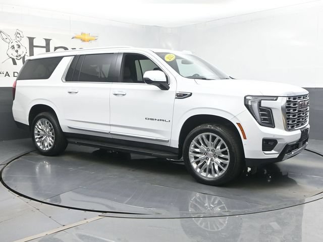 Used 2025 GMC Yukon XL Denali AWD/4WD image 6