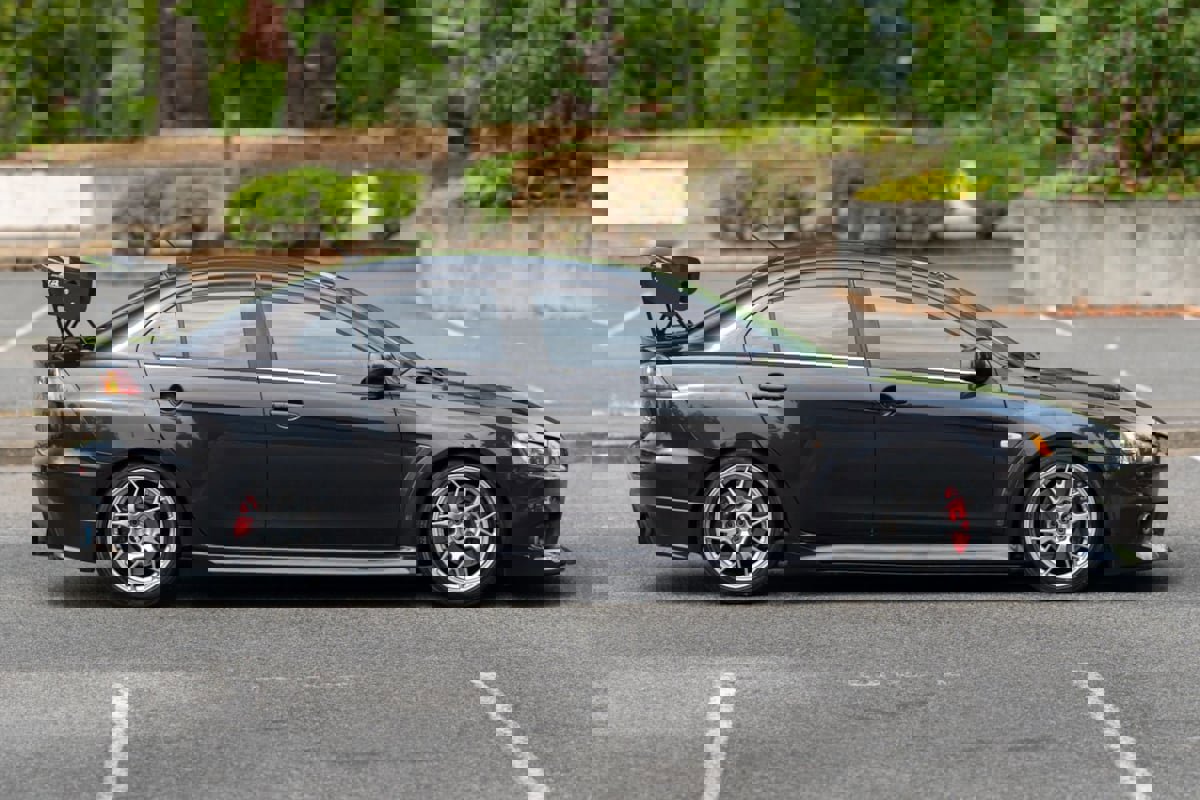 Used 2013 Mitsubishi Lancer Evolution MR image 87