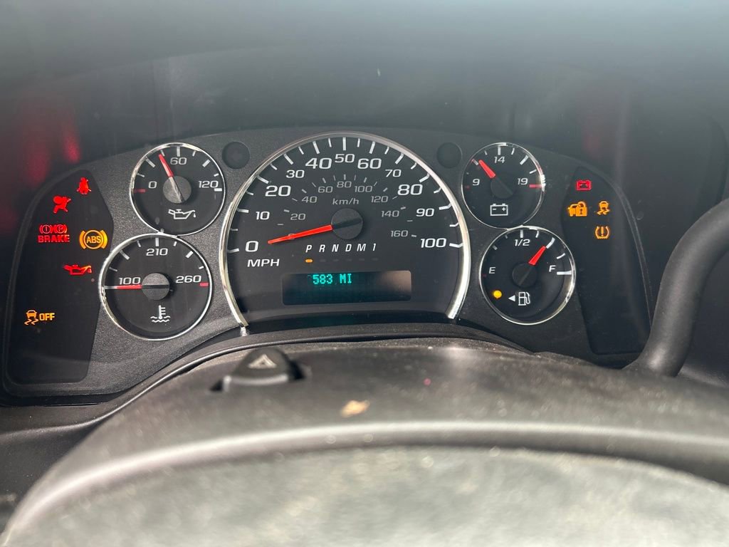 Used 2022 Chevrolet Express 3500 w/ Driver Convenience Package RWD image 12