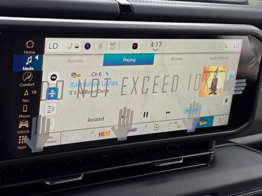 New 2026 Jeep Gladiator Mojave image 33