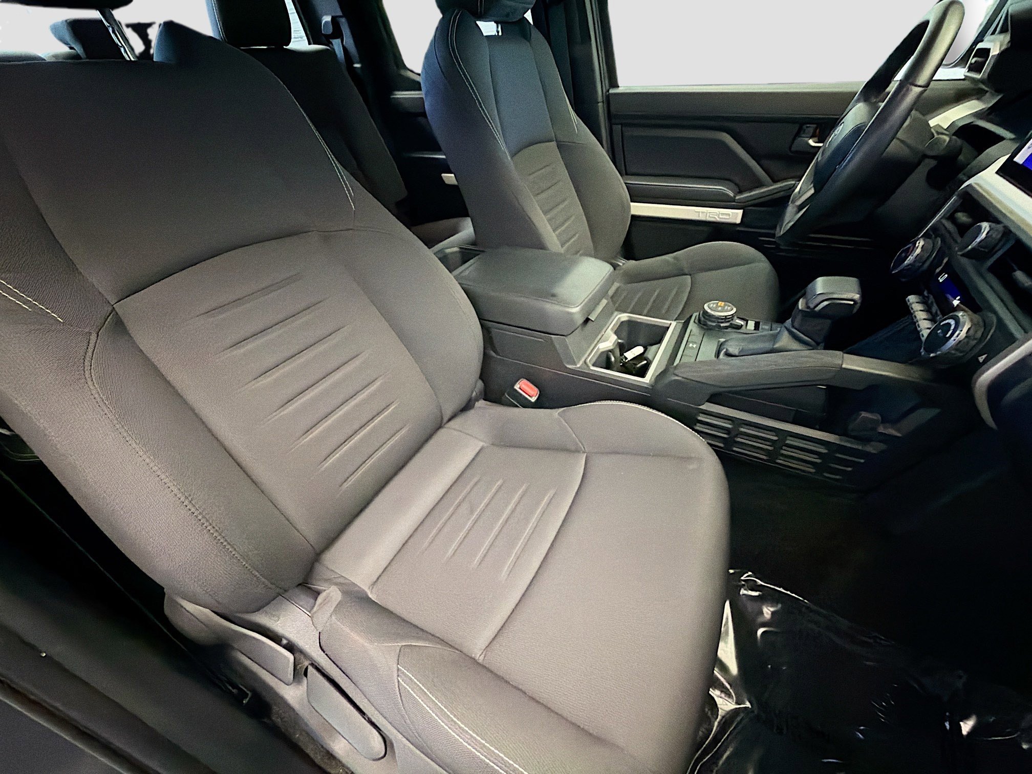 Used 2024 Toyota Tacoma TRD Off-Road image 14