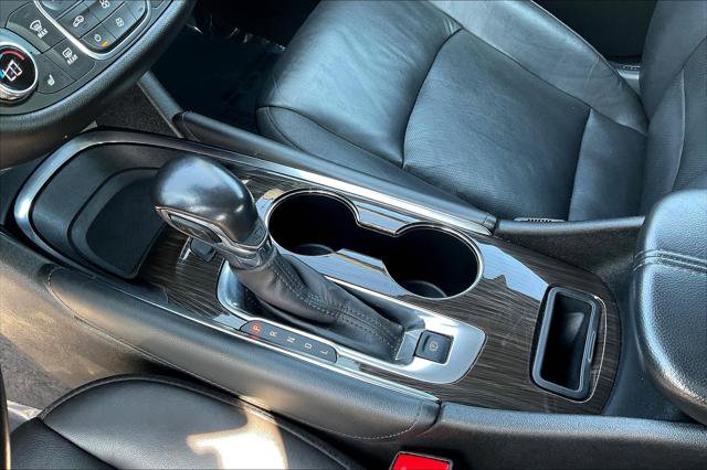 Used 2022 Chevrolet Malibu Premier image 15