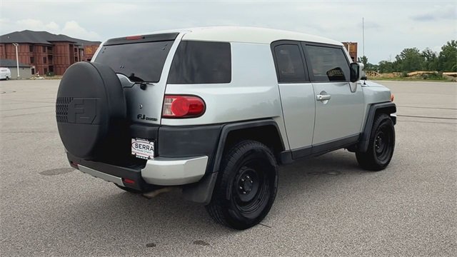 Used 2007 Toyota FJ Cruiser 2WD image 8