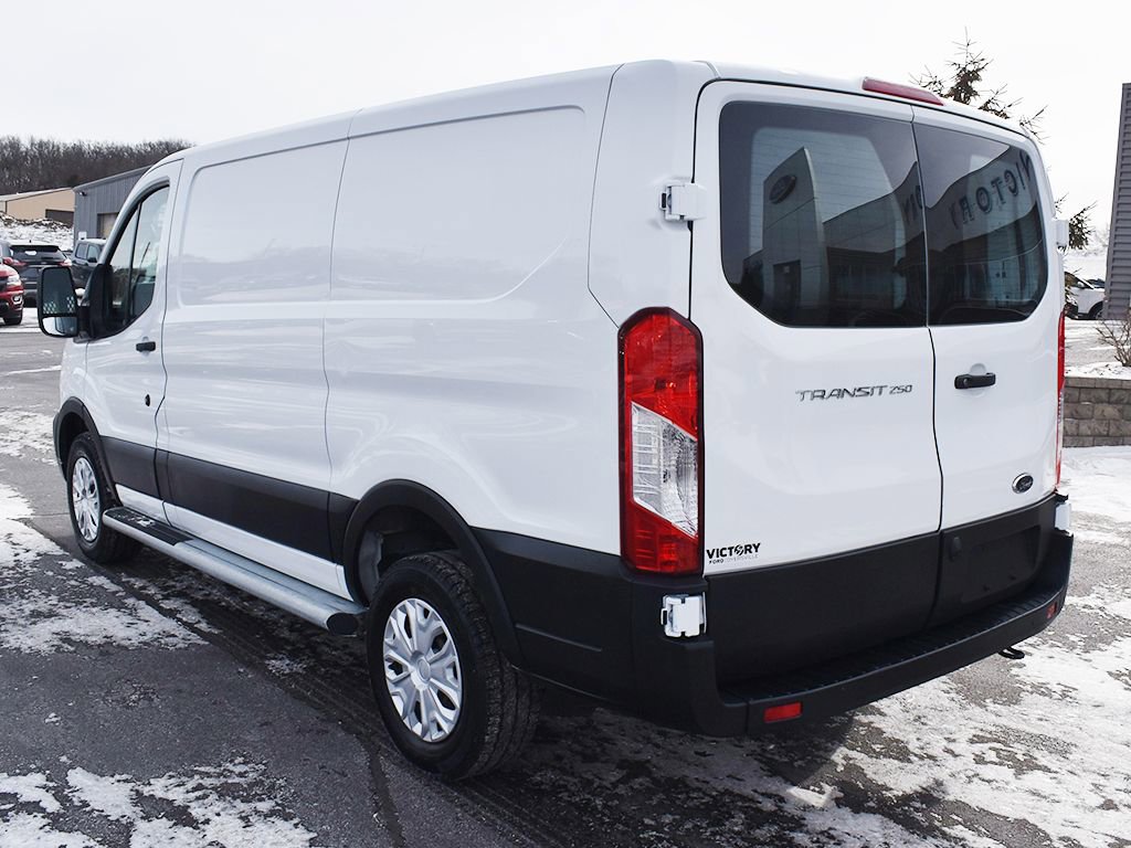Used 2024 Ford Transit 250 Low Roof w/ Exterior Upgrade Package RWD image 3
