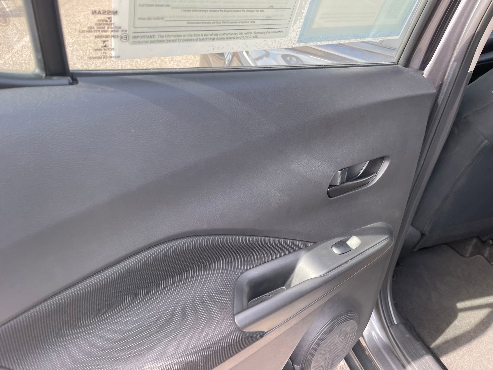 Used 2022 Nissan Kicks S FWD image 21