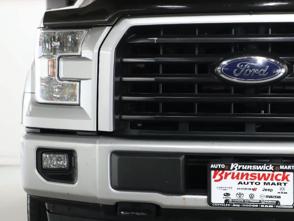 Used 2017 Ford F150 XLT w/ Equipment Group 302A Luxury AWD/4WD image 6