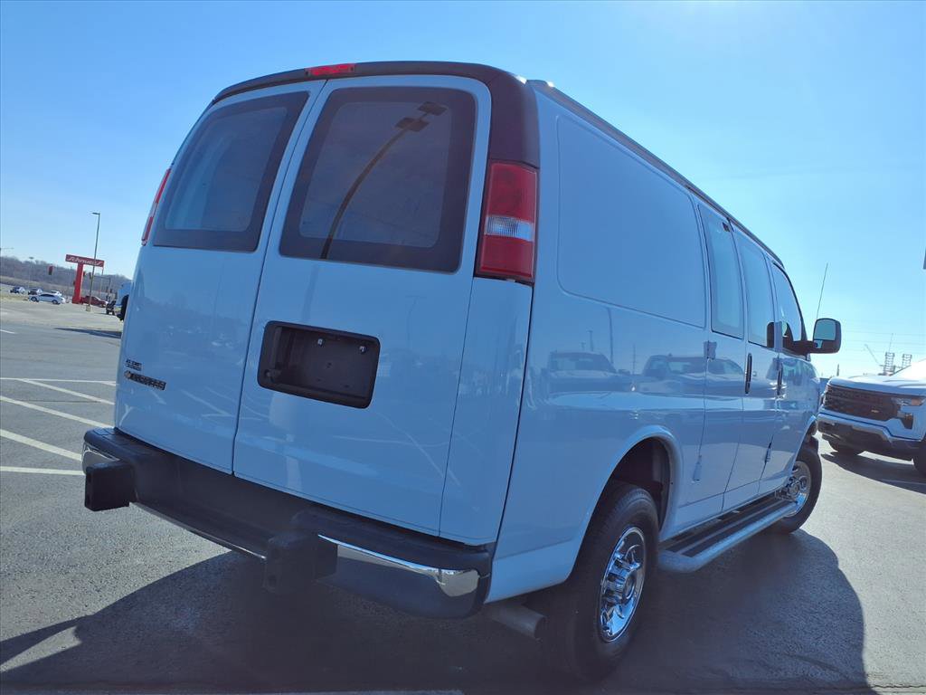 Used 2024 Chevrolet Express 2500 w/ Driver Convenience Package image 26