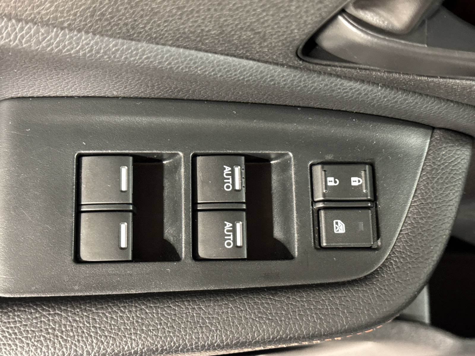 Used 2023 Honda Passport TrailSport image 12
