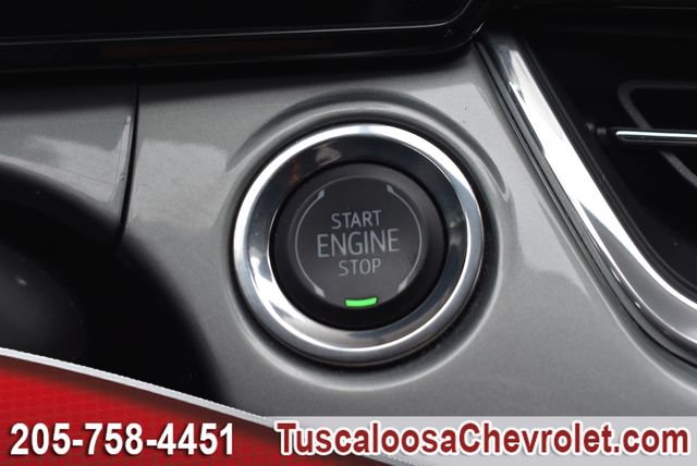Certified 2025 Chevrolet Trax LT FWD image 34